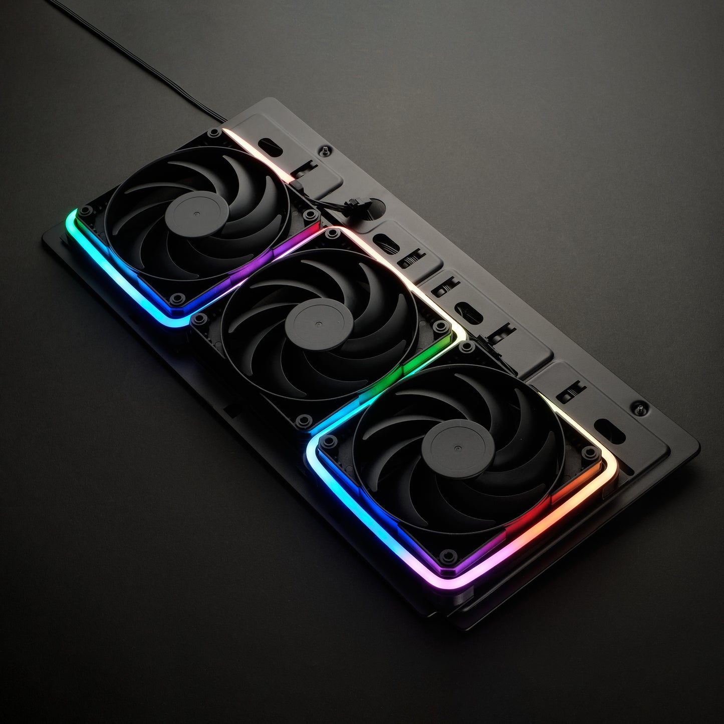 Phanteks NEON Digital-RGB LED Strip Smooth Lighting Strip, Full-Color Range, Flexible mounting (PH-NELEDKT)