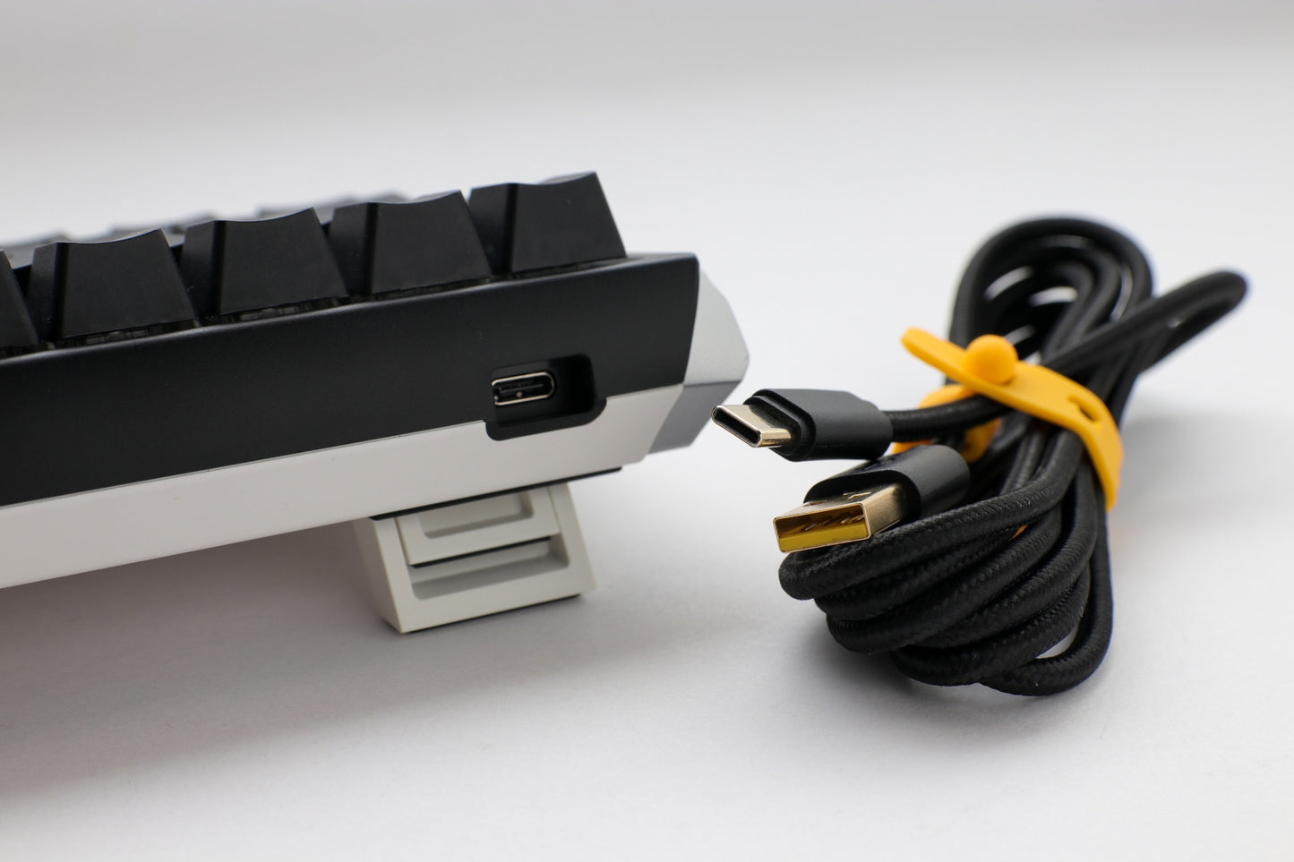Ducky One 3 Mini Classic Hotswap 60% RGB Mechanical Keyboard w/ Quack Mechanics (DKON2161ST-_USPDCLAWSC1)