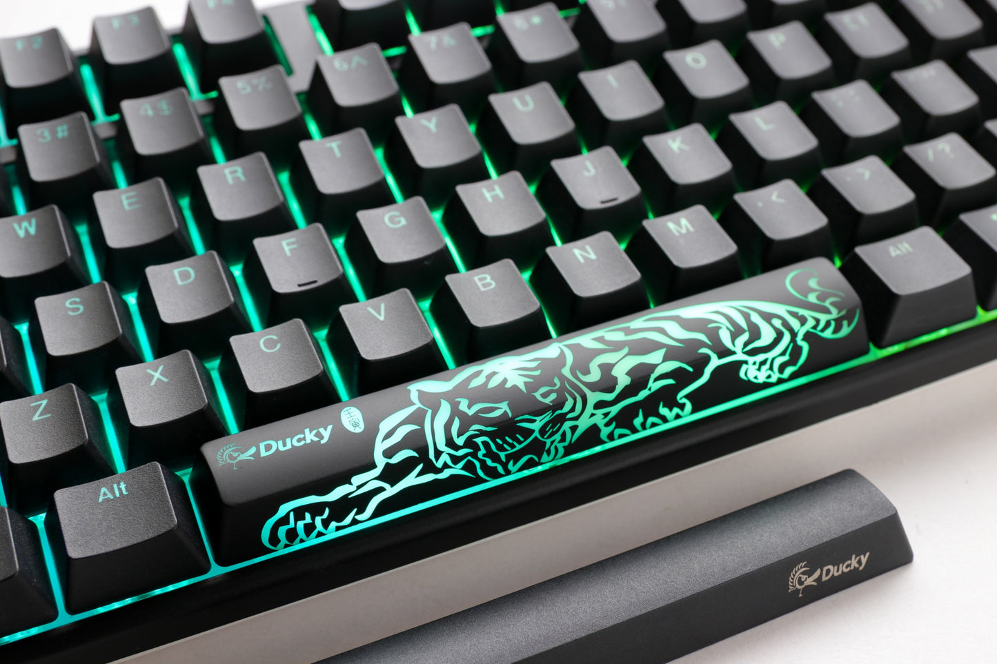 Ducky One 3 TKL Classic Hotswap RGB Mechanical Keyboard w/ Quack Mechanics (DKON2187ST-_USPDCLAWSC1)