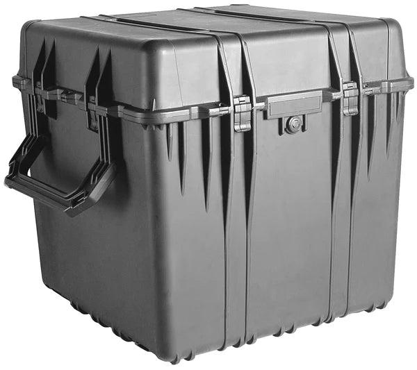 Pelican 0370 Protector Cube Case w/ Dividers Black