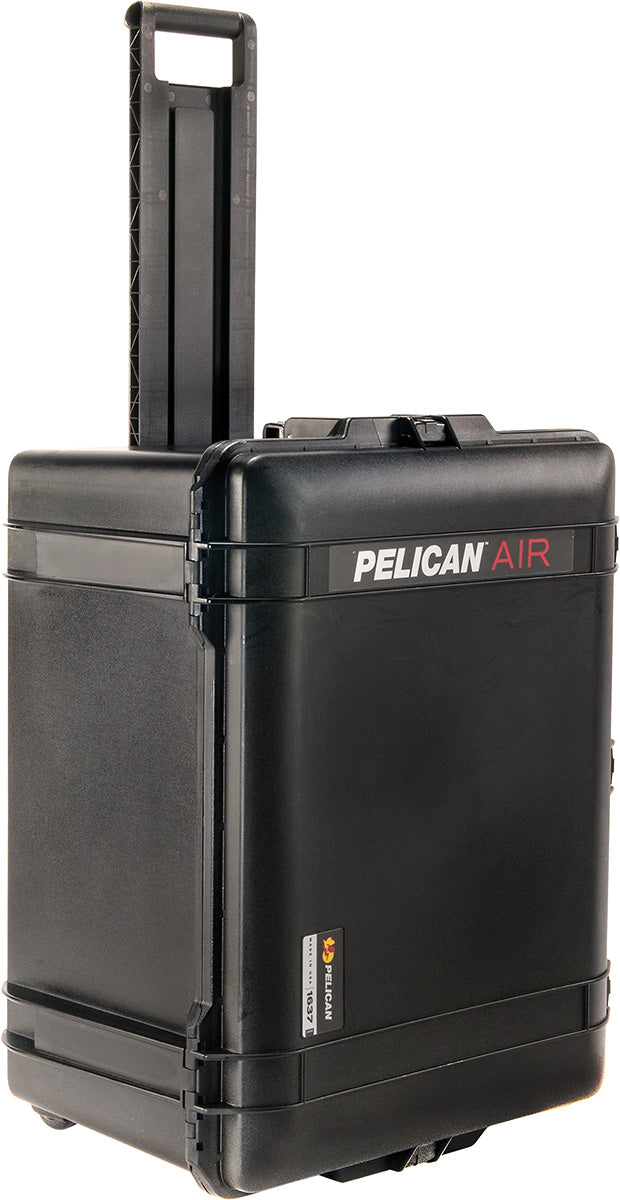 Pelican 1637 Air Case w/ Foam Black
