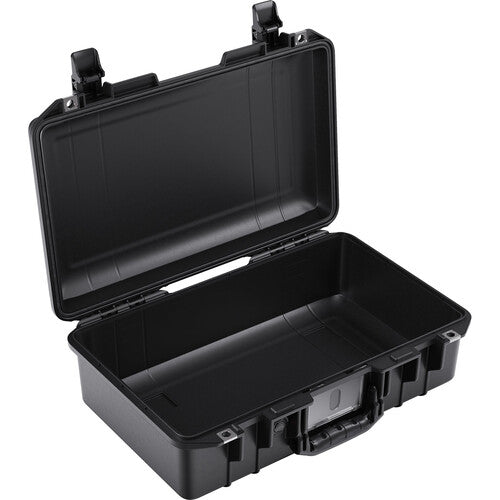 Pelican 1485 Air Case with lid and foam,Black (014850-0000-110)