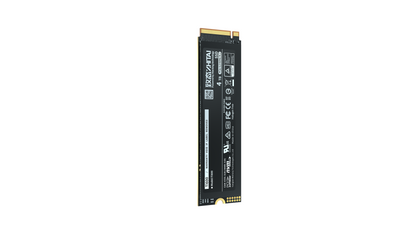 YMTC Zhitai Ti600 NVMe M.2 SSD - angled view