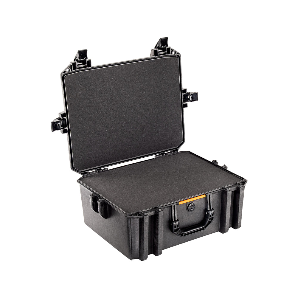 Pelican V550 Vault Equipment Case with foam (VCV550-0000-BLK)