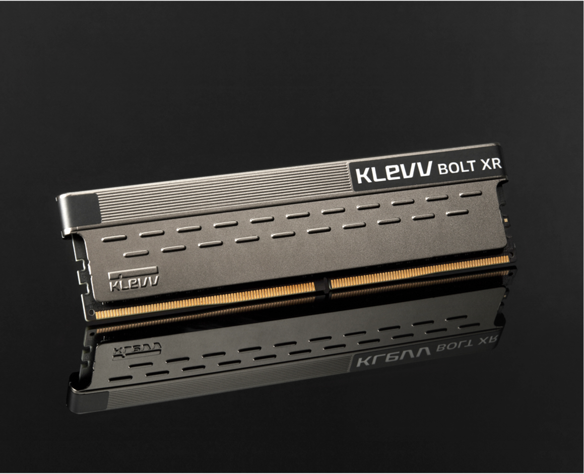 KLEVV Bolt XR 16GB (16x1) DDR4-3600 (KD4AGU880-36A180B)