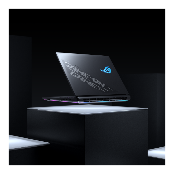 ROG Strix SCAR 18 (2025) G835LX-SA139WSM Gaming Laptop | 18inch 2.5K WQXGA | Intel Core Ultra 9 275HX | 64GB RAM | 2TB SSD | RTX 5090 24GB | WIN11