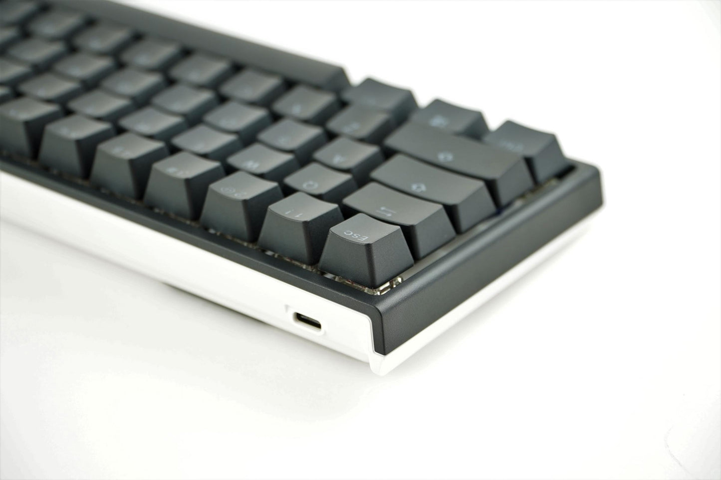 DUCKY One 2 SF RGB LED 65% Double Shot PBT MX BROWN Mechanical Keyboard (DKON1967ST-BUSPDAZT1)