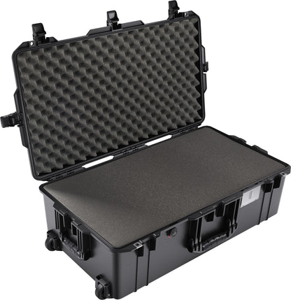 Pelican 1615 Air Case w/ Foam Black