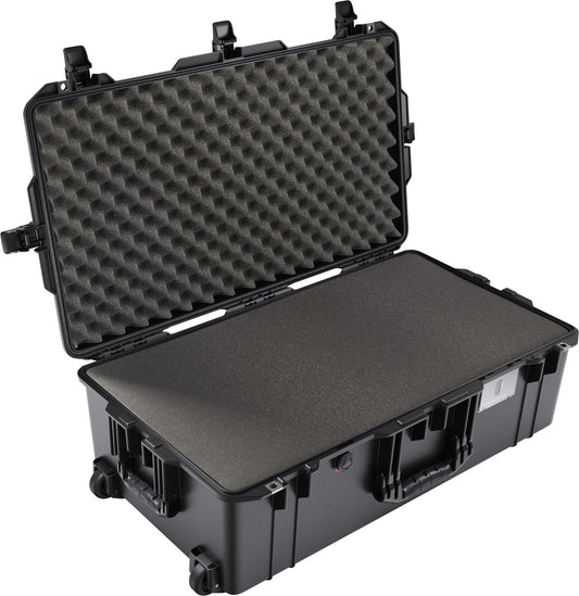 Pelican 1615 Air Case w/ Foam Black